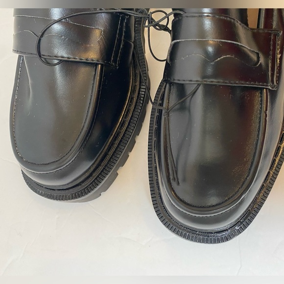 H&M Women’s Chunky-soled loafers Black Size 38/US 7 “as is” - Picture 3 of 11